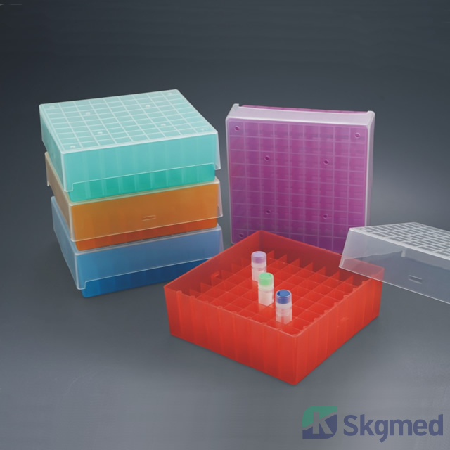 81-kuoppainen mikroputken s&auml;ilytyslaatikko polypropeenia (kansityyppi)